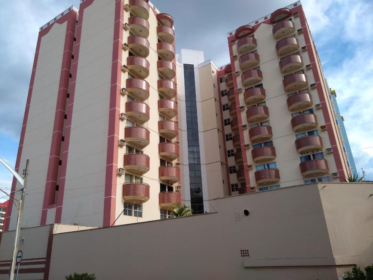 Apartamentos Com Piscinas Em 卡达斯诺瓦斯 外观 照片